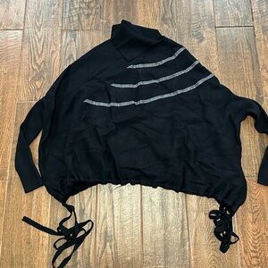 ZANNZA Sweater with Letters and Gathering